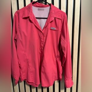 Columbia Women’s Shirt